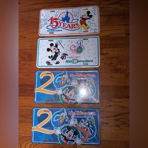 4 DISNEY license plates (never used) vintage from 90s and 2000